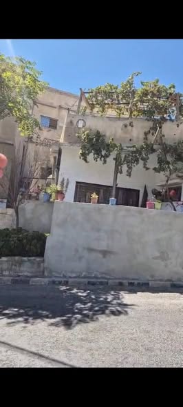 بيت مستقل فاخر للبيع في ماركا الشمالية - 2