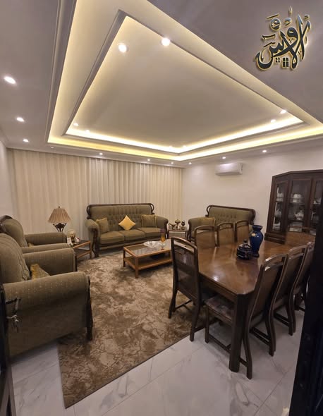 شقة فاخرة طابق ثالث مع روف وتراس – الزرقاء الجديدة - 2