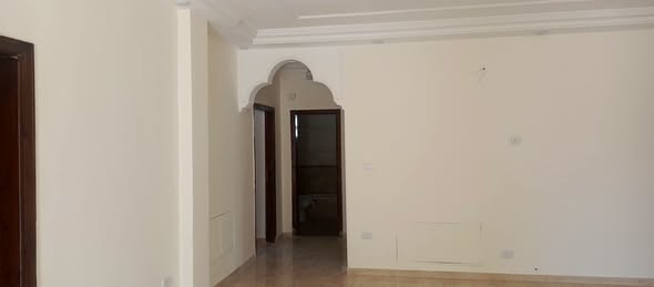شقة للبيع في الزرقاء الجديدة - فرصة ذهبية - 2