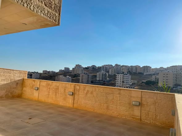 شقة فاخرة للبيع في البيادر - عمارة حديثة بحارس - 5