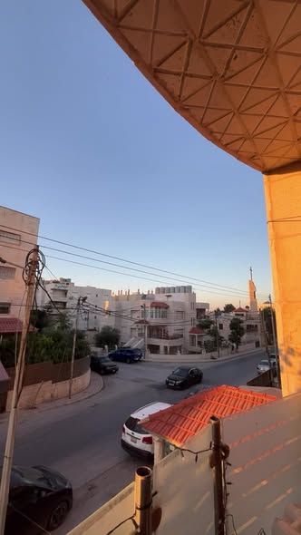 شقة للبيع 3 غرف مع بلكونة مقابل الكنيسة الناصري