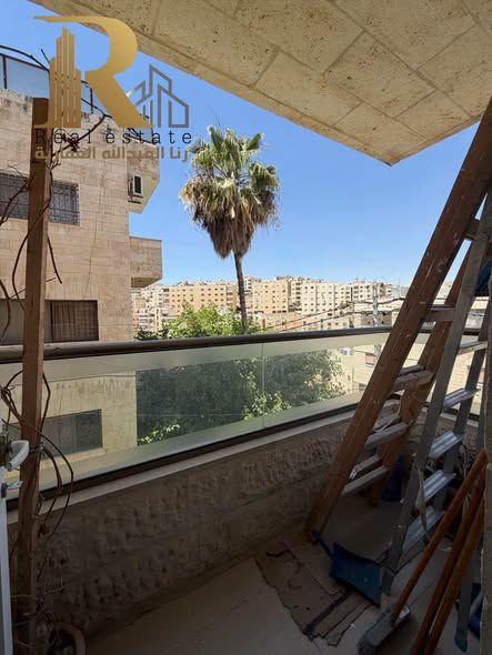 شقة فاخرة للبيع في ضاحية الرشيد