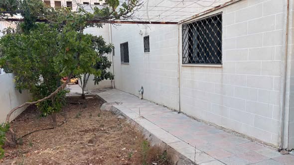 منزل مستقل فاخر للبيع في مادبا – فرصة نادرة - 2