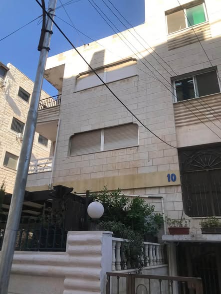 شقة فاخرة للبيع في عمان، السابع - 3