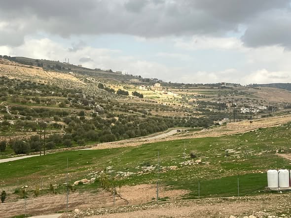 فرصة استثمار وسكن لا تعوض في جرش - عنيبة - 5