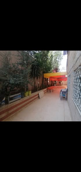 شقة فاخرة للبيع في أم السماق - إطلالات مكشوفة من جميع الجهات - 2