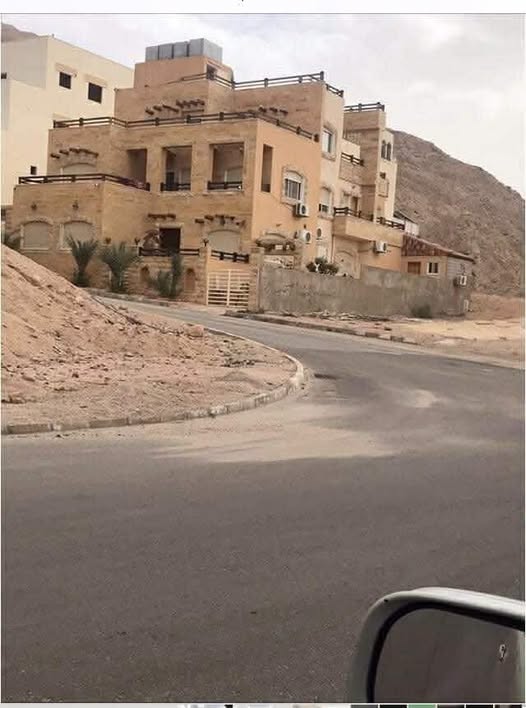 عمارة للبيع في العقبة - إطلالة رائعة