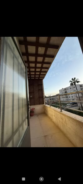 شقة فاخرة للبيع في عمان، السابع - 4