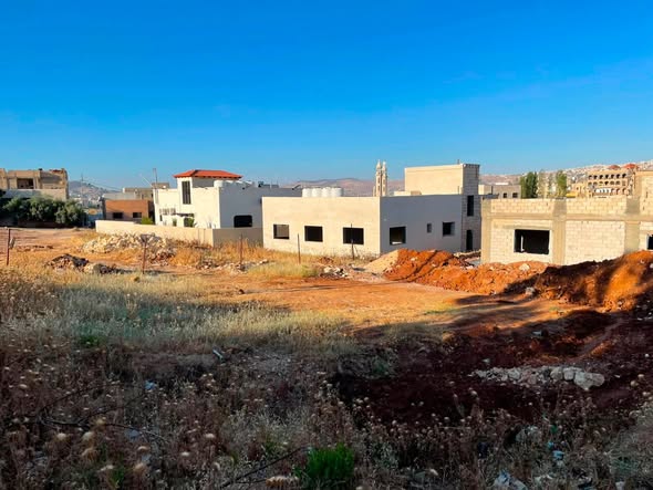 قطعة أرض استثنائية للبيع في عين الباشا - 4