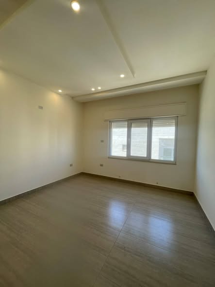 شقة جديدة فاخرة للبيع في خلدا - لم تُسكن - 3