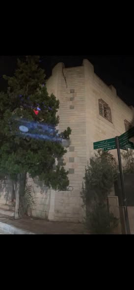 طابقين حجر للبيع في عين الباشا - مساحة 160م