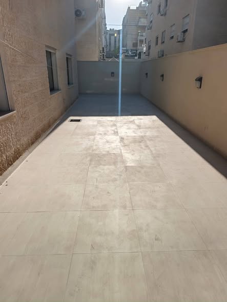 طابق أرضي جديد للإيجار مع ترس ومدخل خاص - الجندويل - 2