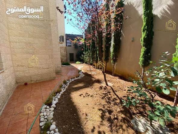 شقة فاخرة مع تراس للإيجار في دير غبار - 2