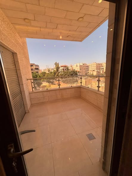 شقة فاخرة للإيجار في مرج الحمام - 4
