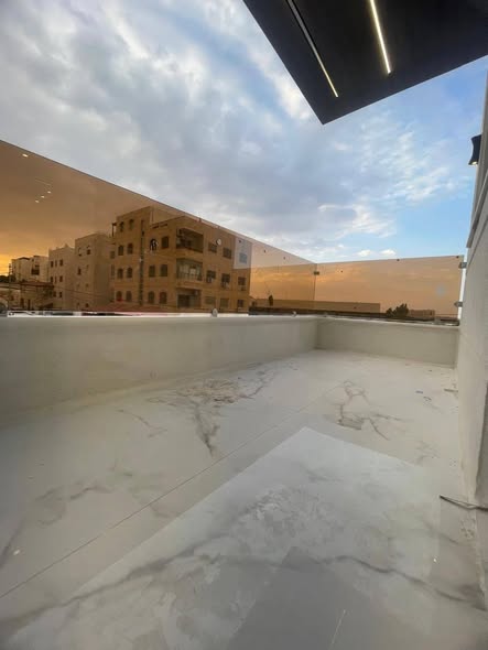 شقة فاخرة للبيع في طبربور قرب الجامعة الإسلامية - 4