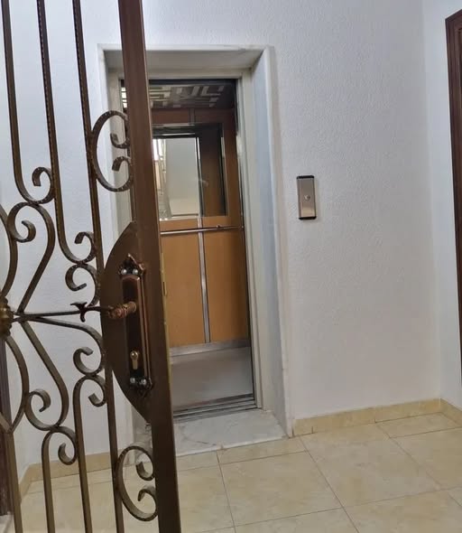شقة سوبر ديلوكس للإيجار في الجبيهة قرب الجامعة الأردنية - 3
