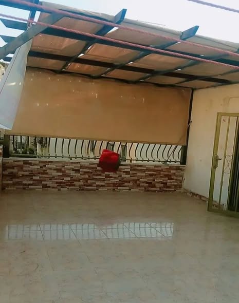 شقة للبيع مع رووف في أبو نصير - 3