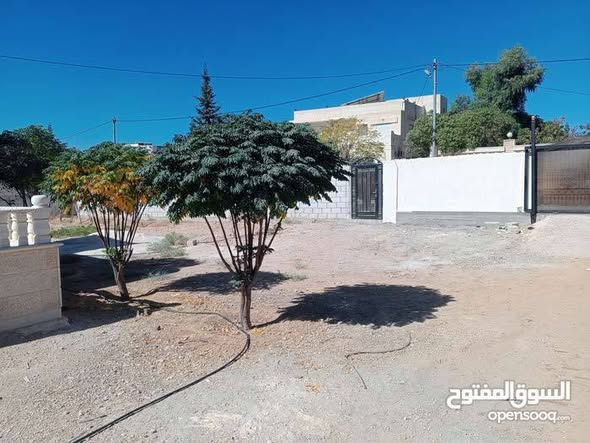 منزل مستقل للبيع - إربد، حوشا - 2