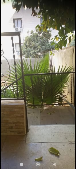 فيلا فاخرة للبيع في جبل الزهور بعمان - 3