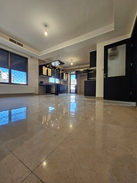 شقة واسعة للإيجار في ضاحية الرشيد – 150م طابق ثاني - 4