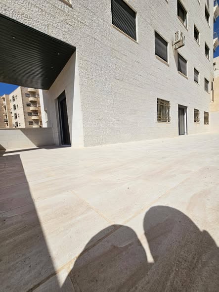 شقة جديدة لم تسكن للإيجار في تلاع العلي - 2