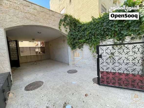 طابق أرضي فاخر للإيجار في تلاع العلي - عمان - 3