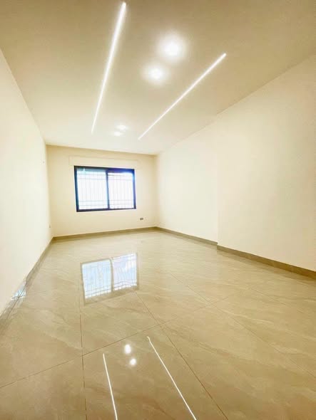 شقة فاخرة للبيع في طبربور - طابق أرضي - 3