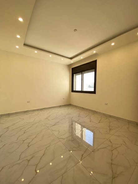 شقة فاخرة للبيع في ضاحية الأميرة سلمى