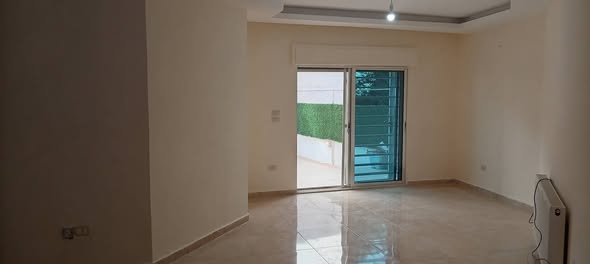 شقة أرضية للإيجار في ضاحية النخيل