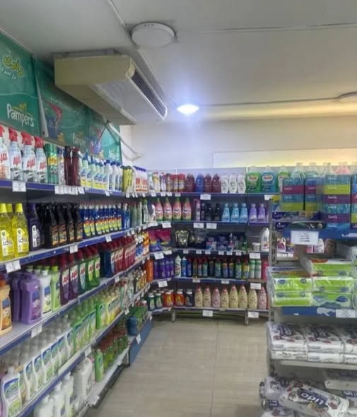 فرصة استثمارية ذهبية: سوبر ماركت جاهز بمساحة 400 متر في مرج الحمام - 4