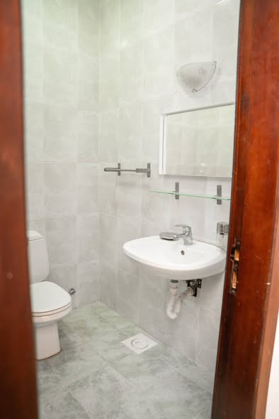 شقة فاخرة للبيع في الجاردنز - 220م² بتشطيبات مميزة - 5