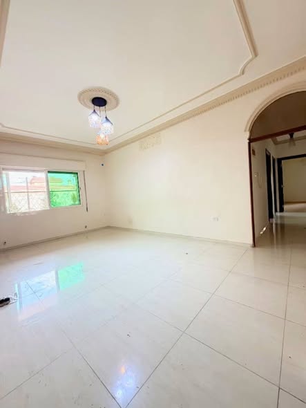 طابق أرضي فاخر في ضاحية الأميرة سلمى - 3