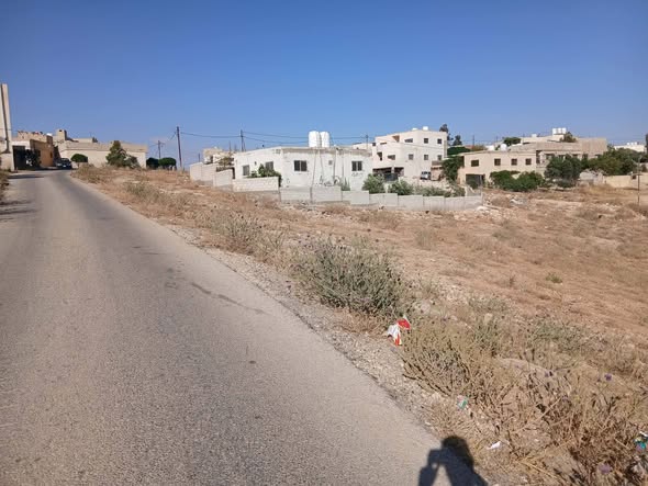 أرض سكنية فاخرة في الزنية للبيع - 4