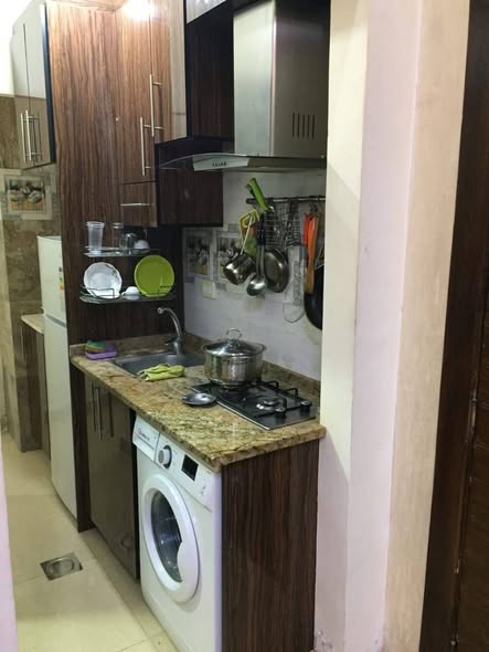 شقة مفروشة فاخرة للإيجار في عمان - 2