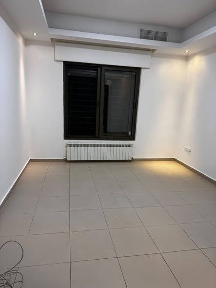 شقة فاخرة للإيجار في دابوق - 250م² بسعر مميز