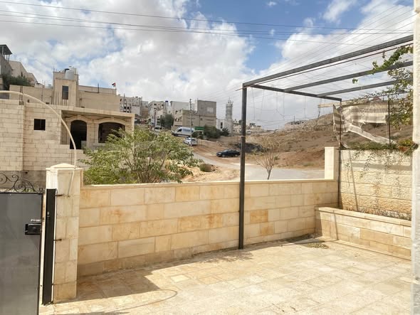 بيت مستقل للإيجار في بيرين - هدوء وراحة - 2