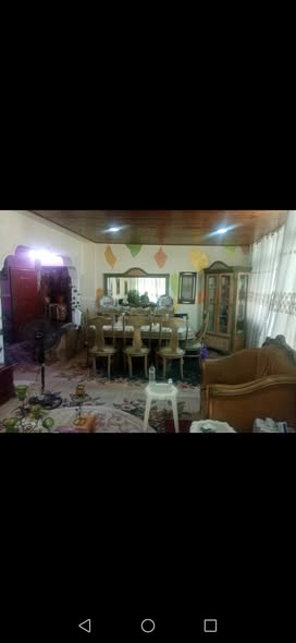 شقة طابقية مع روف للبيع في جبل الحسين - 2