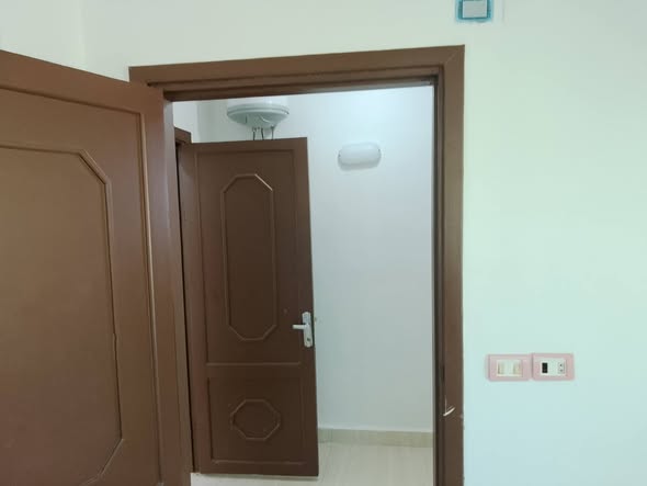 شقة للإيجار للعرسان بمدخل منفصل في سوادا