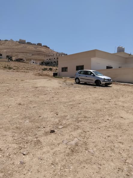 أرض سكنية مميزة للبيع في عمان - 4