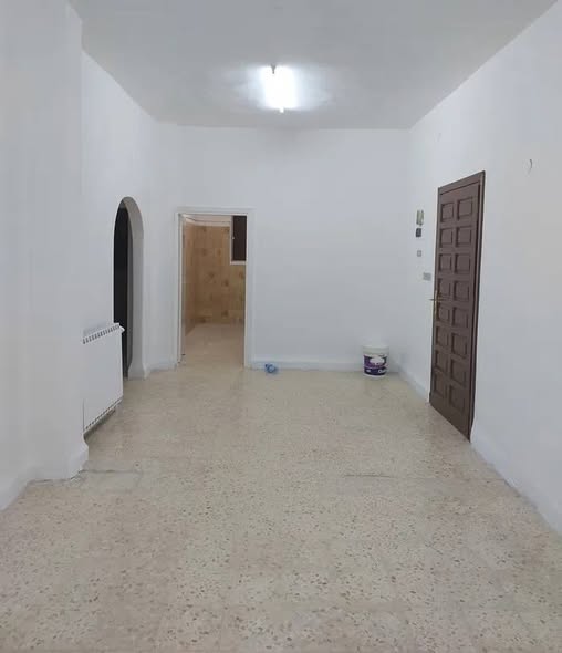 شقة عائلية مميزة للإيجار في عرجان