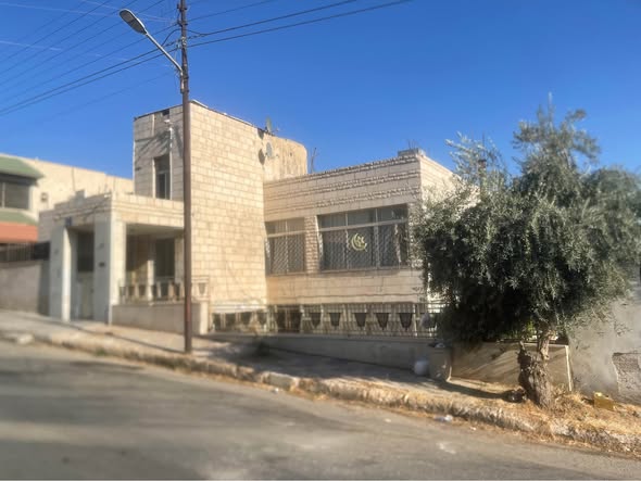 سطح جاهز للبناء في أرقى مناطق عمان - 2