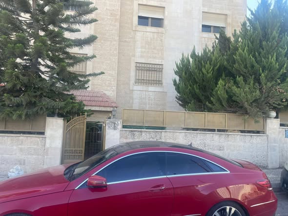 شقة شبه أرضية فاخرة للبيع في الجندويل - عمان - 2