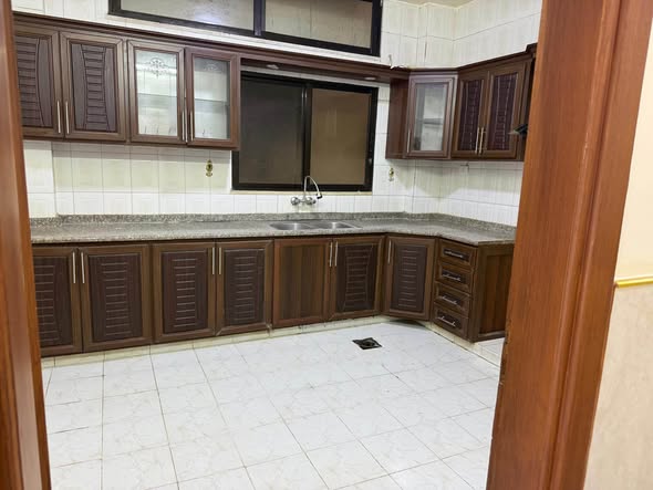 شقة فاخرة للإيجار في عمان - غرب دوار علياء التل - 2