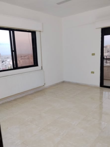 شقة فارغة للإيجار في إسكان المهندسين - 3