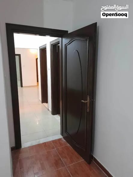 شقة فاخرة فارغة للإيجار في خلدا - 210م - 3