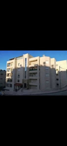 شقة فاخرة بالقرب من الجامعة الأردنية