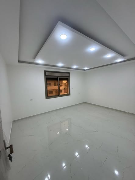شقة فاخرة للبيع في الزرقاء الجديدة - 2