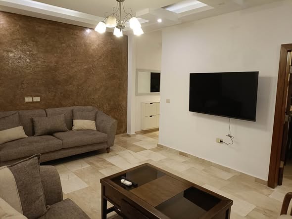 شقة فاخرة مفروشة للإيجار في أم السماق - 3
