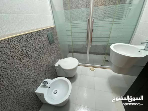 شبه أرضي مع حديقة مثمرة للإيجار في دير غبار - 4