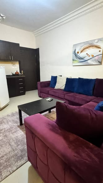 استوديو مفروش فاخر للإيجار في الدوار الرابع